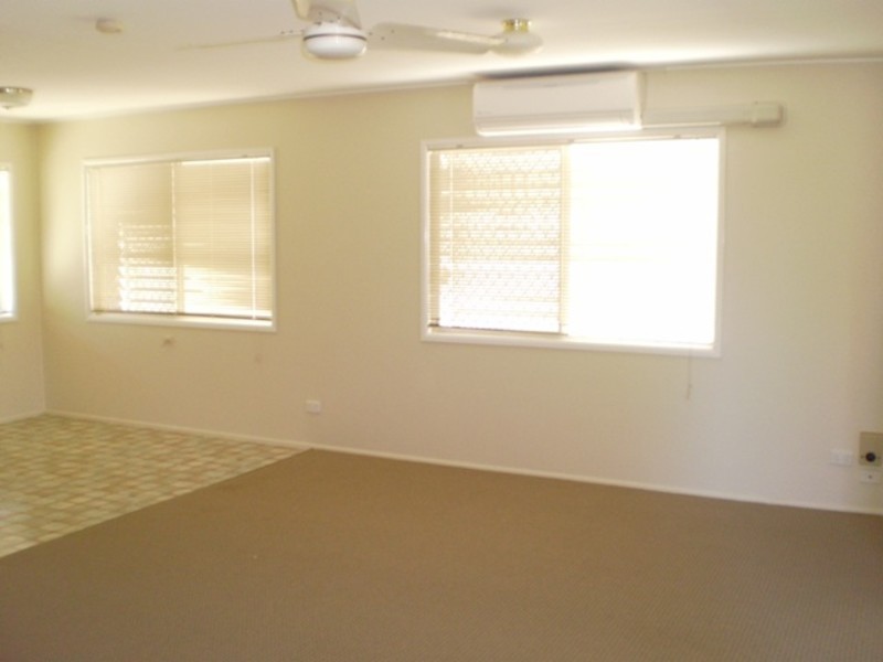 12 Mortensen Street, Park Avenue QLD 4701